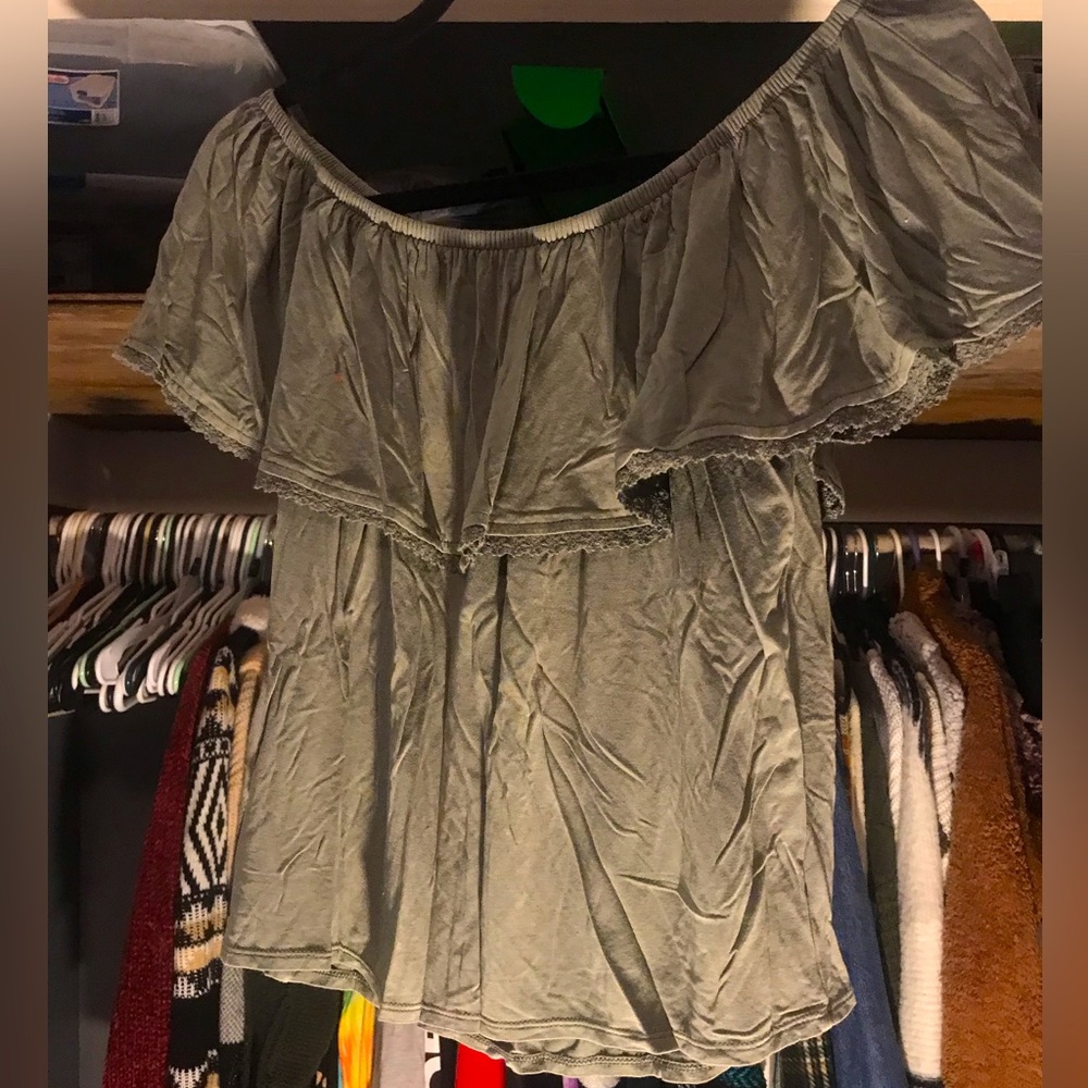 AMERICAN EAGLE SOFT AND SEXY COMFY GREEN BLOUSE / SHIRT !! SIZE SMALL